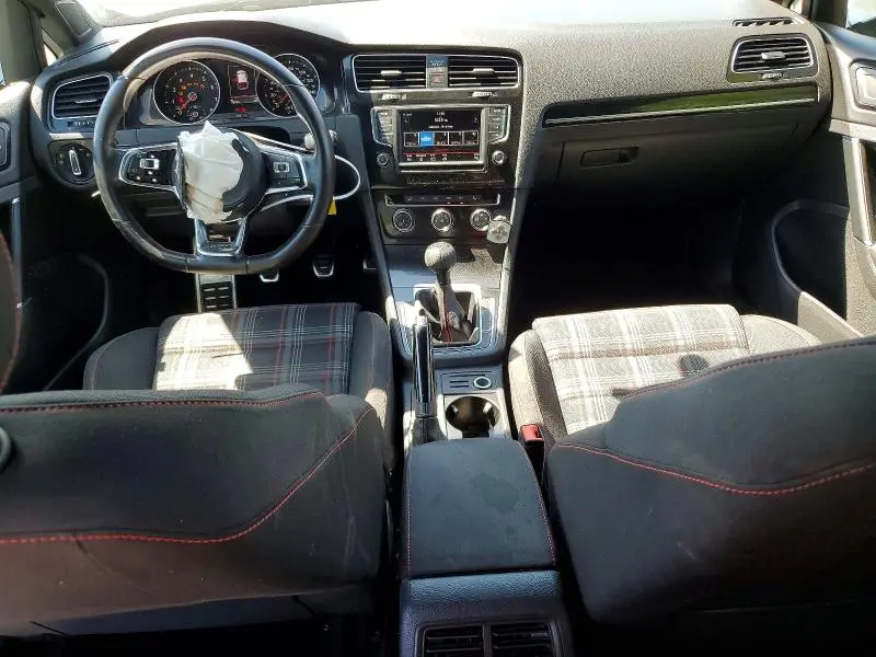 2017 VOLKSWAGEN GTI S  