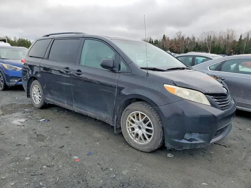 2012 TOYOTA SIENNA BASE 7-PASSENGER  