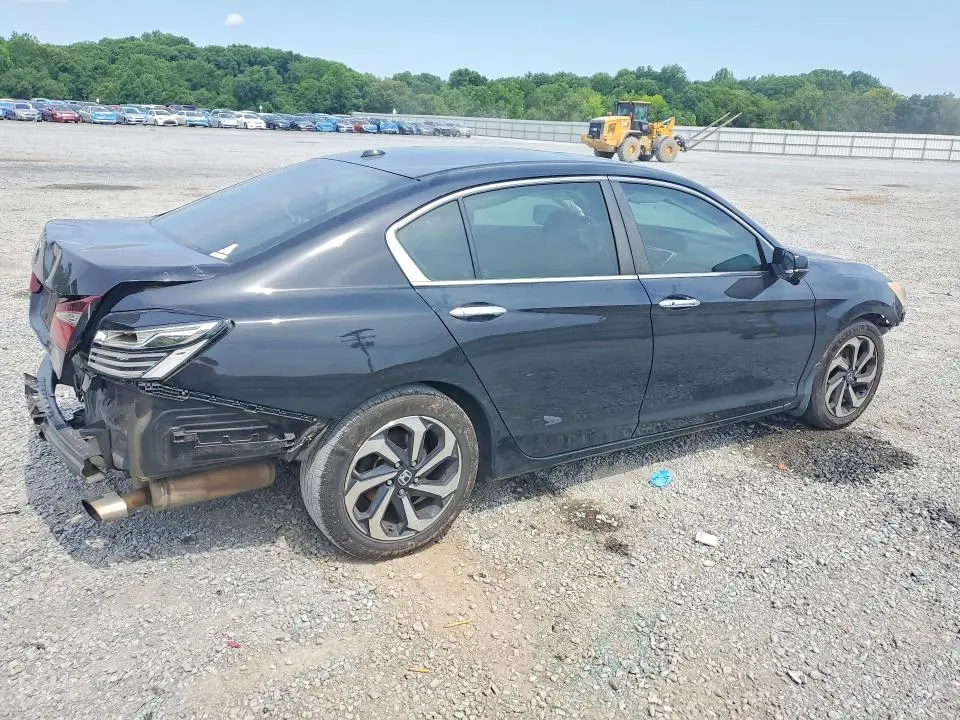 2017 HONDA ACCORD EX  
