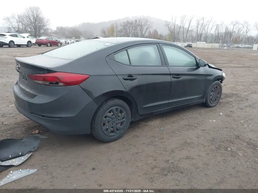 2018 HYUNDAI ELANTRA SE