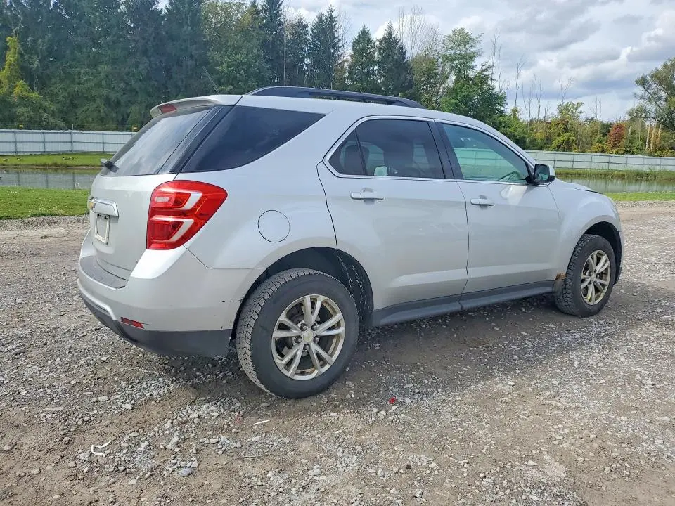 2017 CHEVROLET EQUINOX LT  