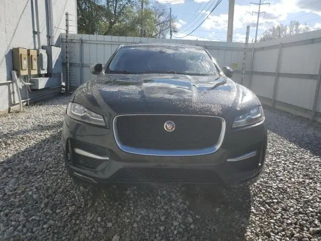 2017 JAGUAR F-PACE R - SPORT  