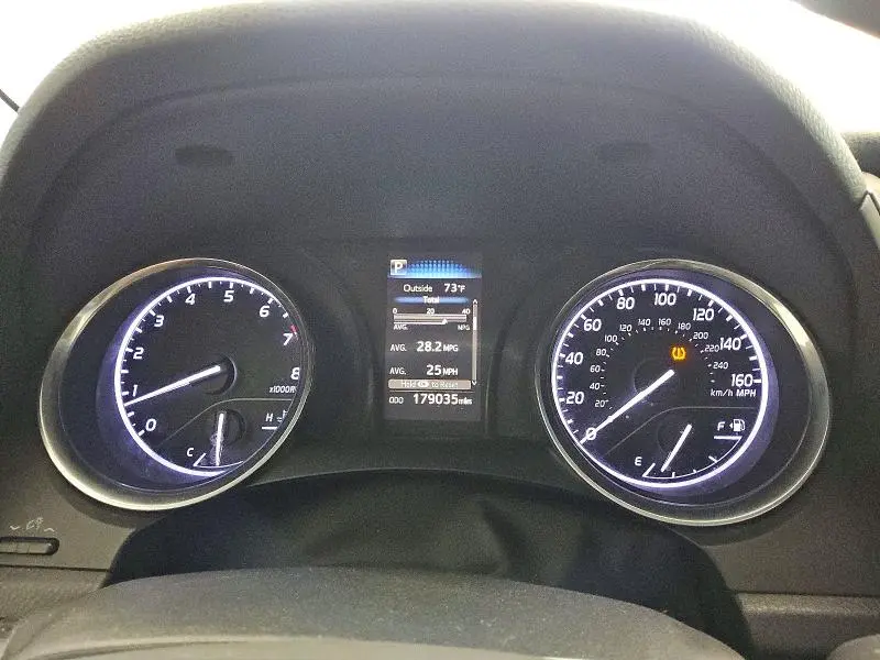 2018 TOYOTA CAMRY LE  