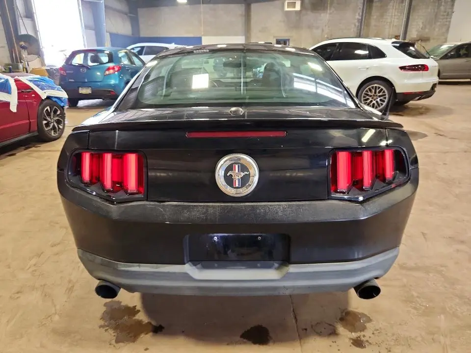 2011 FORD MUSTANG   