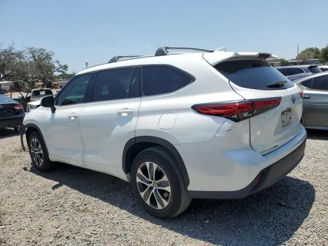 2022 TOYOTA HIGHLANDER HYBRID XLE  