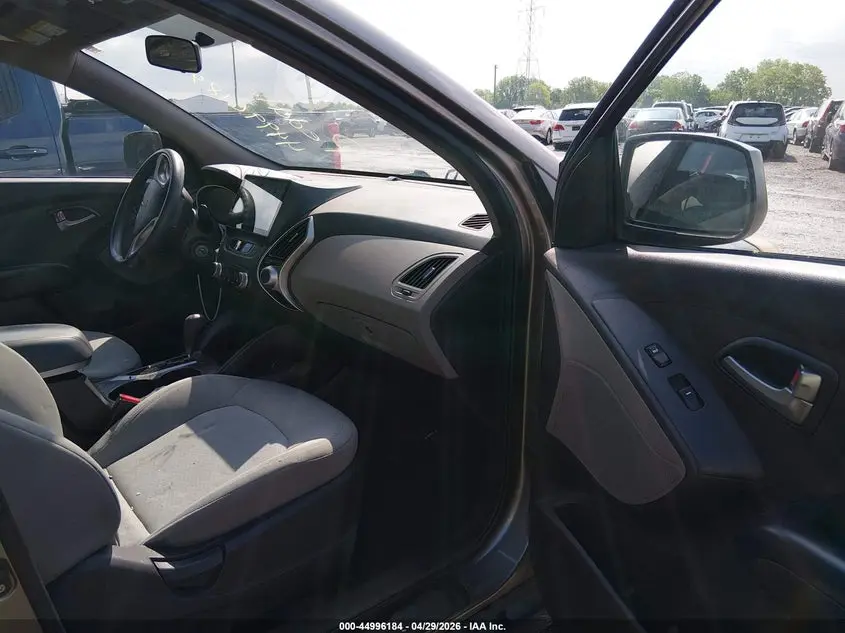 2011 HYUNDAI TUCSON GL