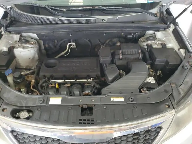 2011 KIA SORENTO BASE  