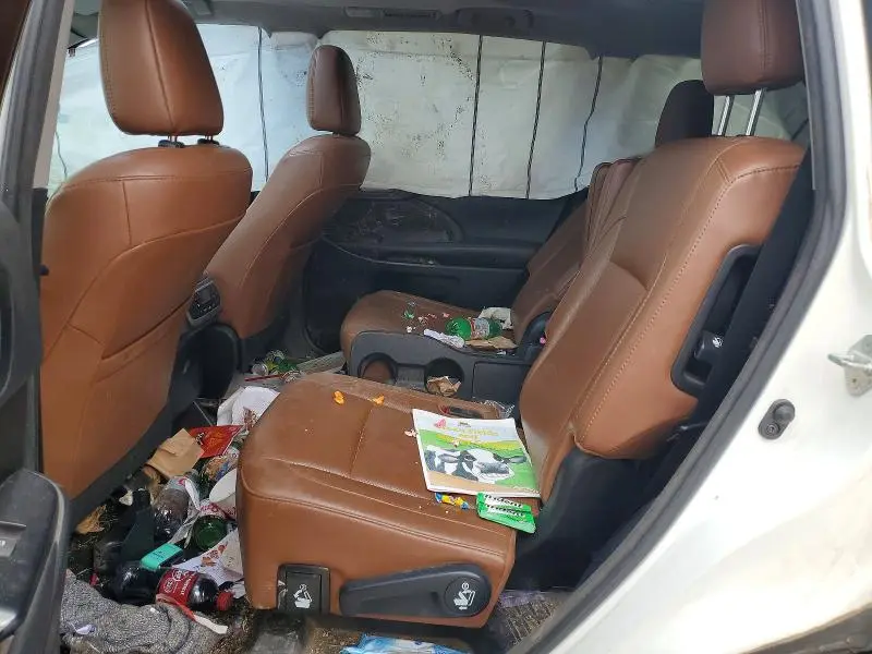 2018 TOYOTA HIGHLANDER LIMITED  