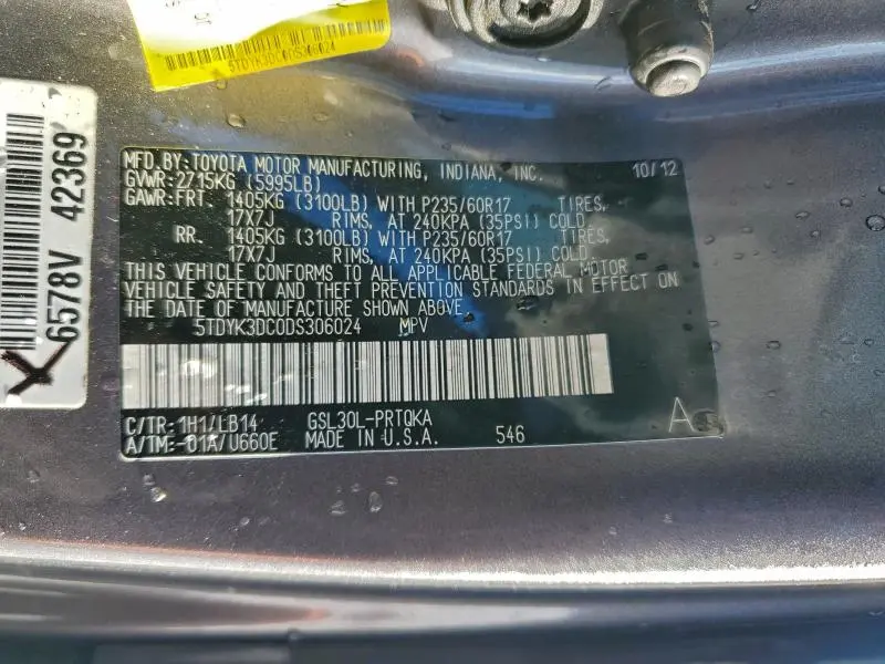 2013 TOYOTA SIENNA XLE  