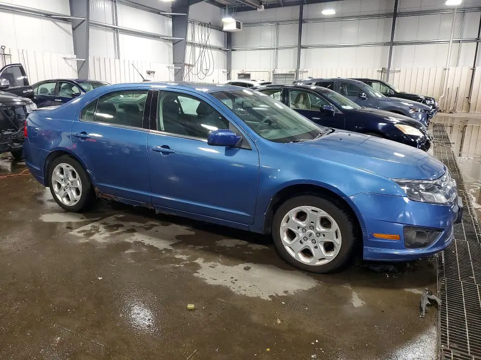 2010 FORD FUSION SE  