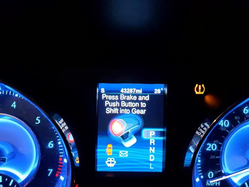 2013 CHRYSLER 300   