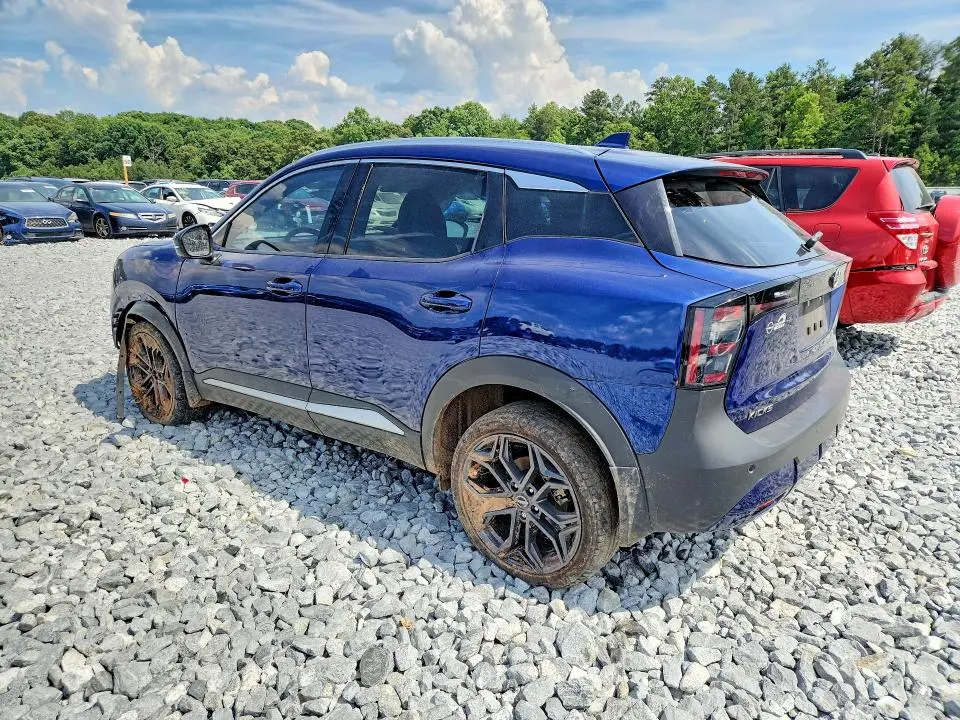 2025 NISSAN KICKS SR  