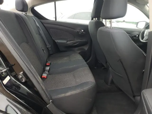 2016 NISSAN VERSA S  