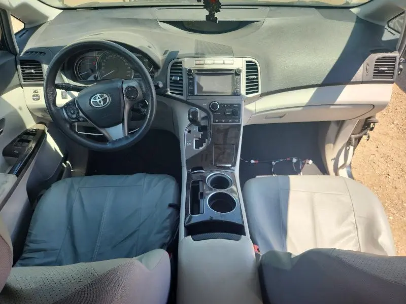 2013 TOYOTA VENZA LE  