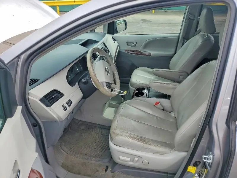 2012 TOYOTA SIENNA XLE 7-PASSENGER  