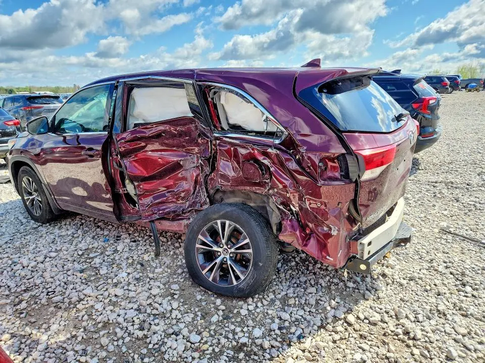 2018 TOYOTA HIGHLANDER LE PLUS  