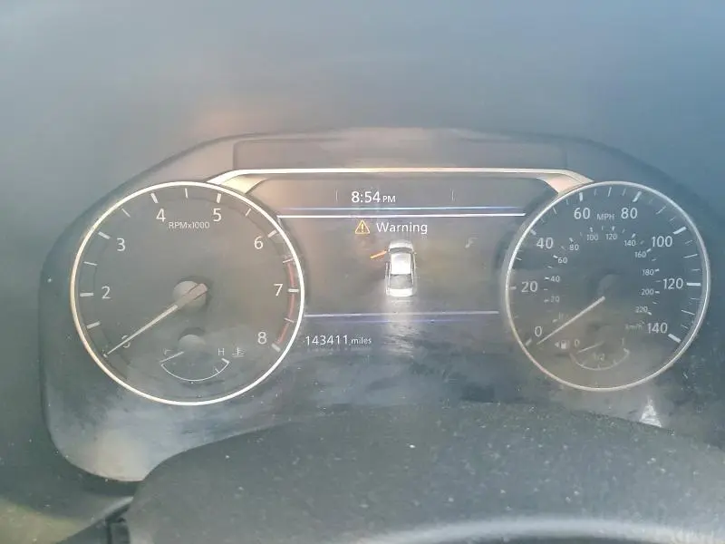 2019 NISSAN ALTIMA SR  