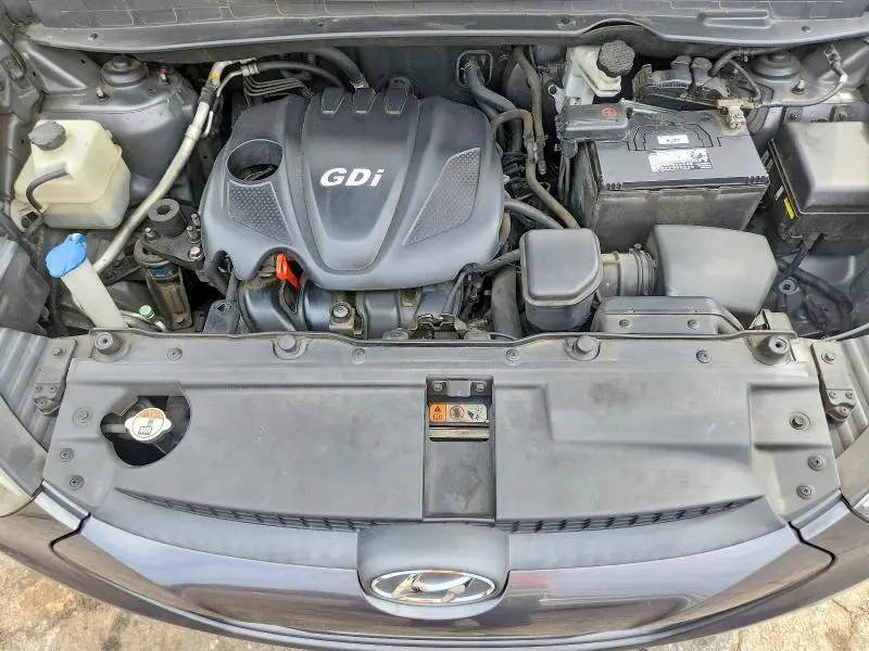2015 HYUNDAI TUCSON SE  