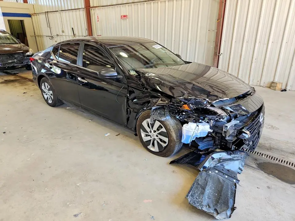 2025 NISSAN ALTIMA S  