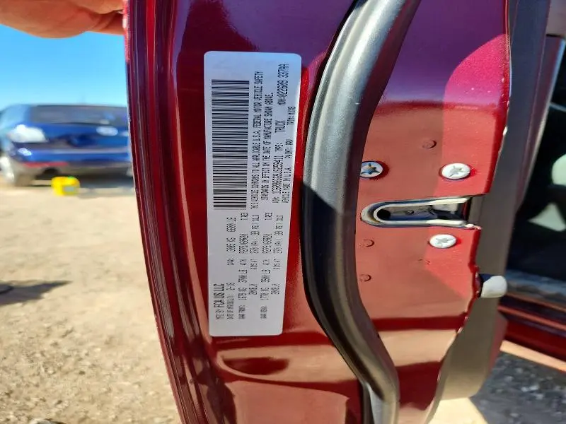 2018 RAM 1500 SLT  