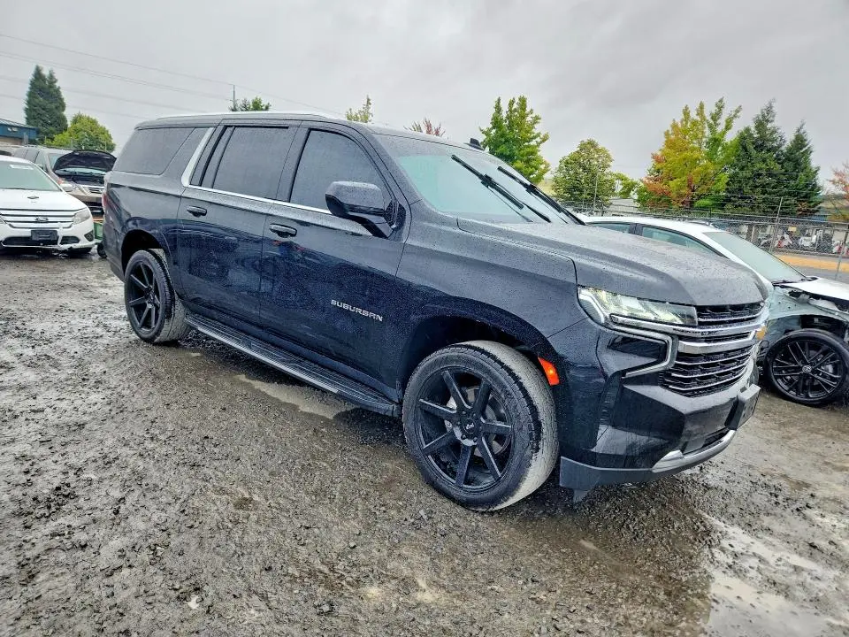2023 CHEVROLET SUBURBAN K1500 LT  