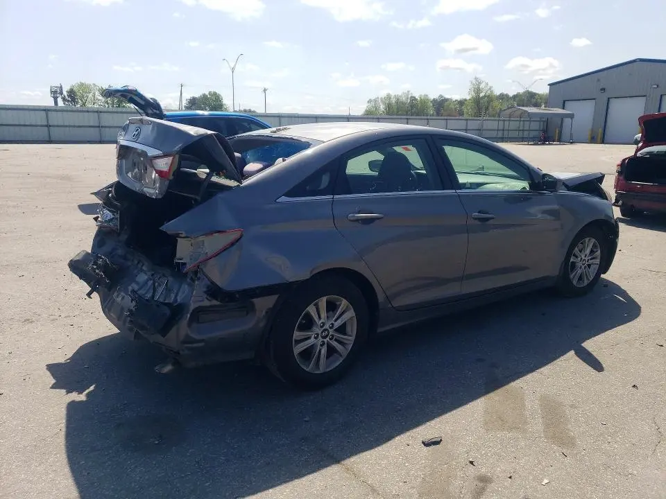 2012 HYUNDAI SONATA GLS  