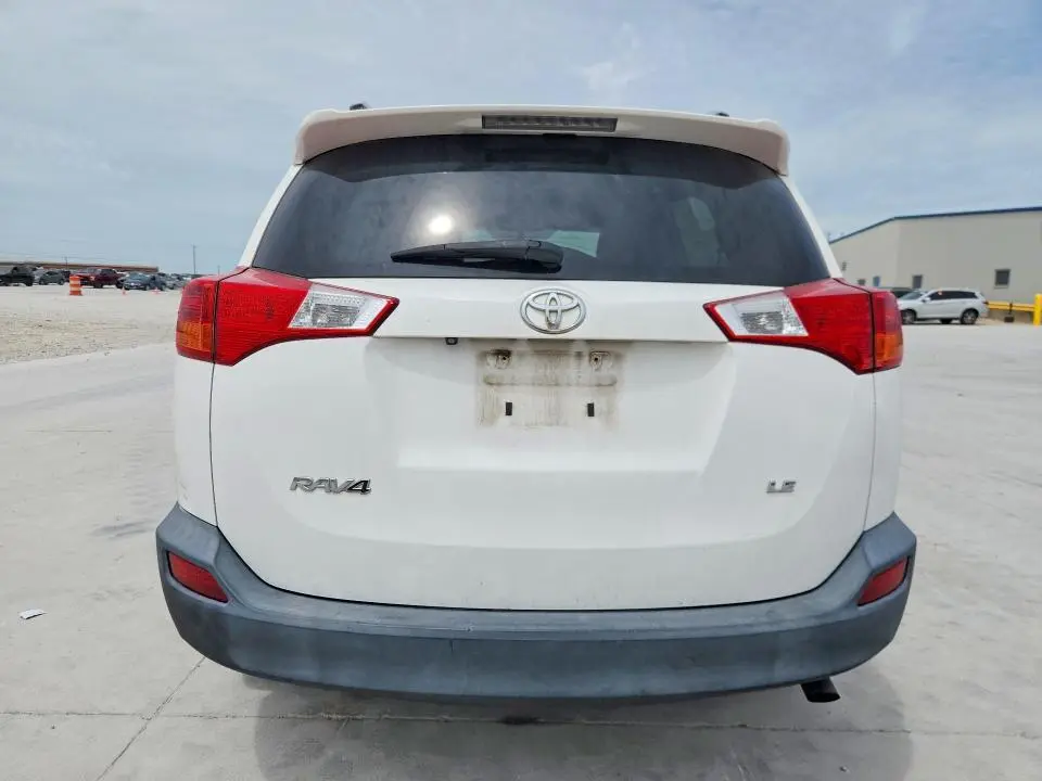 2014 TOYOTA RAV4 LE  