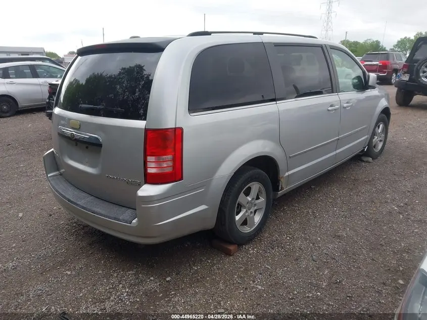 2010 CHRYSLER TOWN & COUNTRY TOURING