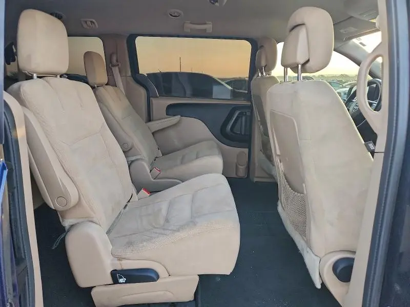 2014 DODGE GRAND CARAVAN SE  