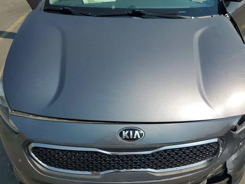 2017 KIA NIRO LX  