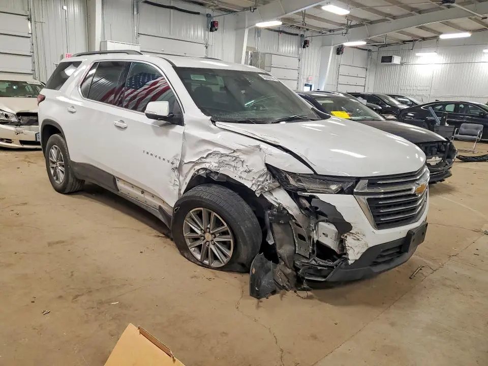 2023 CHEVROLET TRAVERSE LT  
