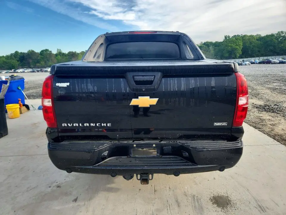 2012 CHEVROLET AVALANCHE LT  