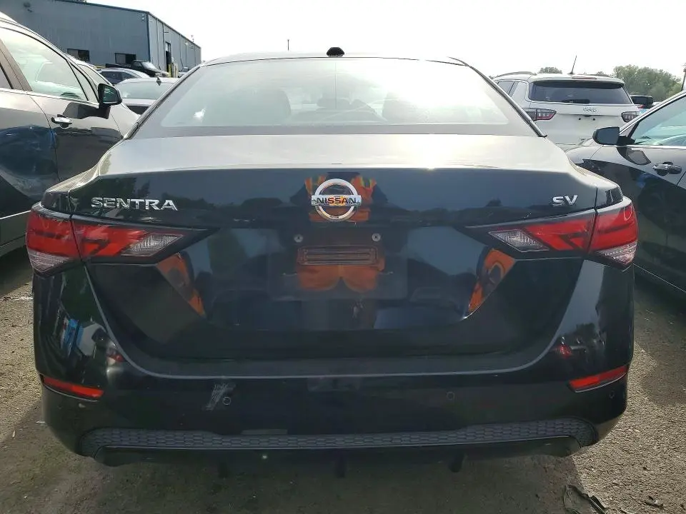 2021 NISSAN SENTRA SV  