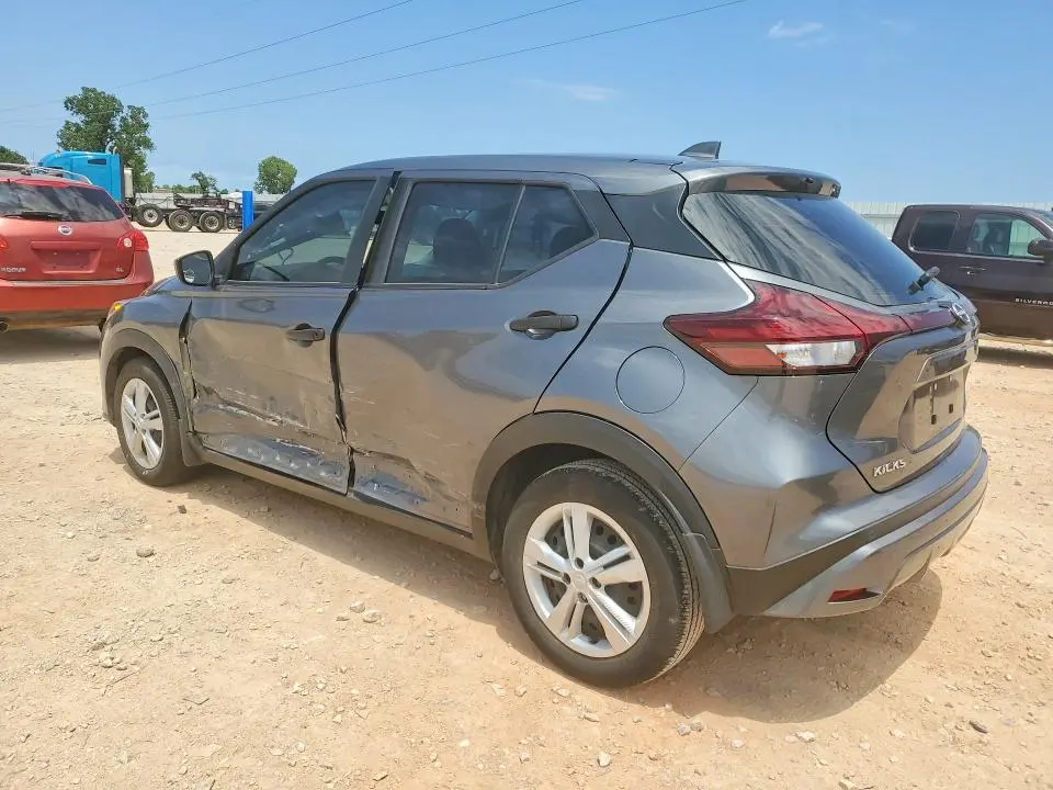 2023 NISSAN KICKS S  