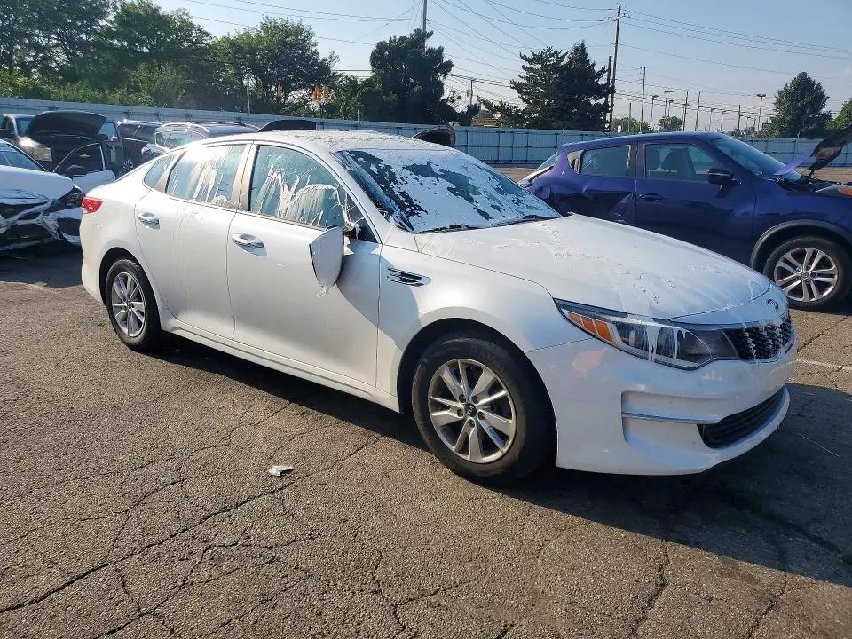 2017 KIA OPTIMA LX  