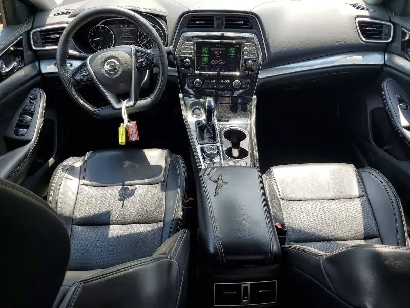 2021 NISSAN MAXIMA SV  