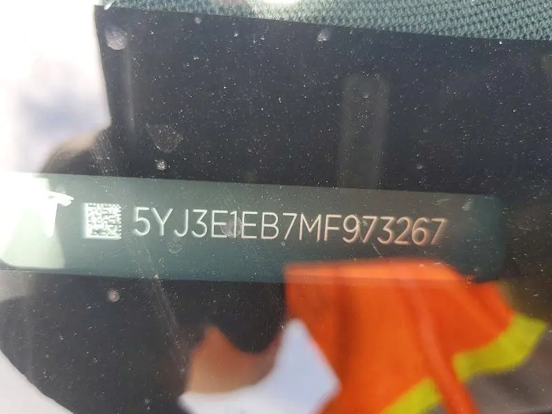 2021 TESLA MODEL 3   