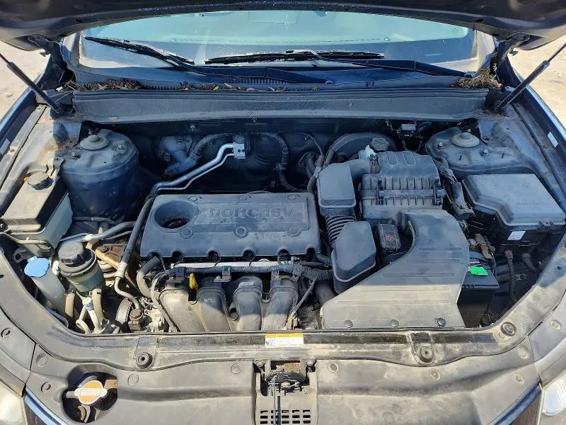 2011 HYUNDAI SANTA FE GLS  