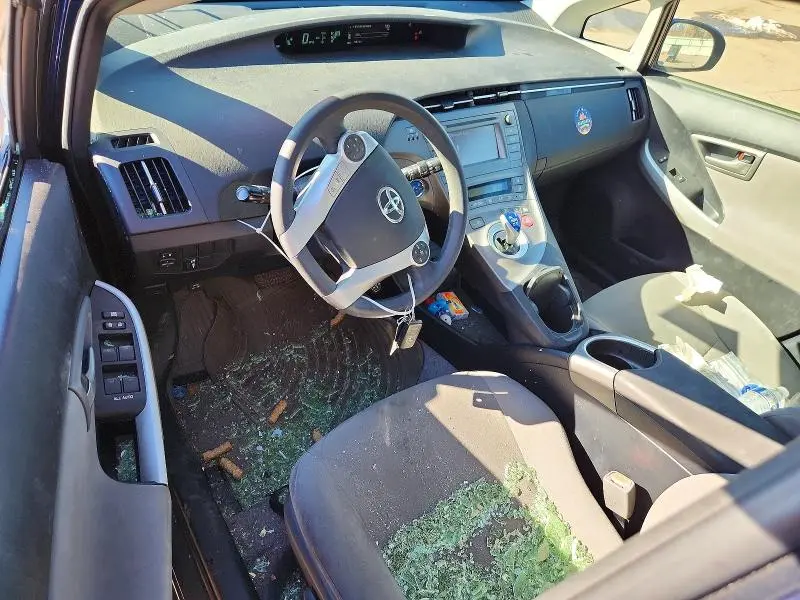 2014 TOYOTA PRIUS   