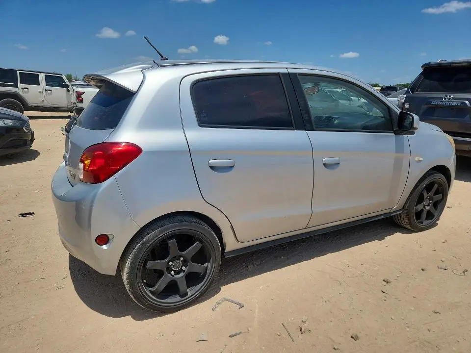 2015 MITSUBISHI MIRAGE DE  