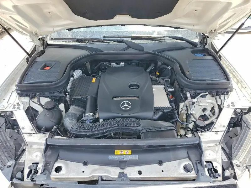 2019 MERCEDES-BENZ GLC 300  