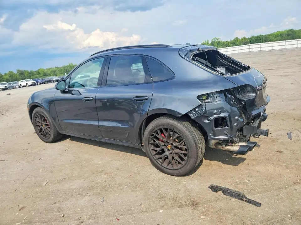 2017 PORSCHE MACAN GTS   