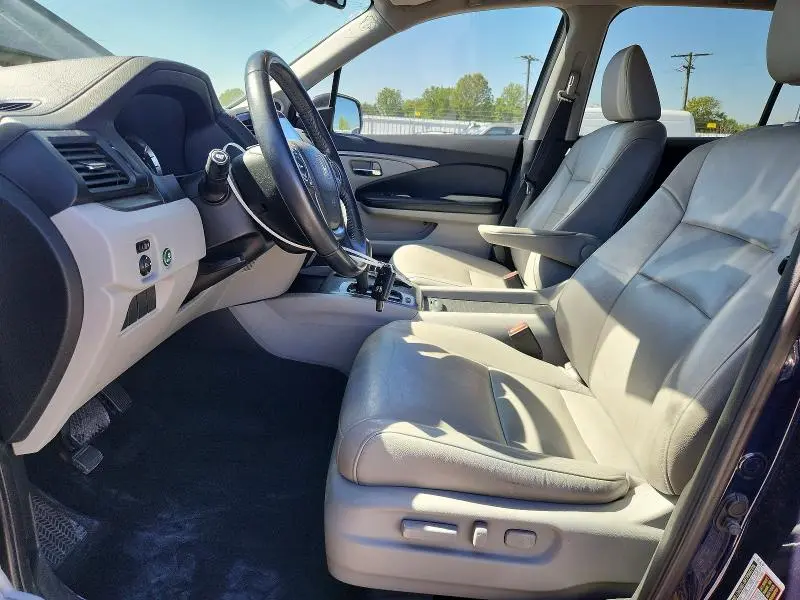 2017 HONDA PILOT EXLN  