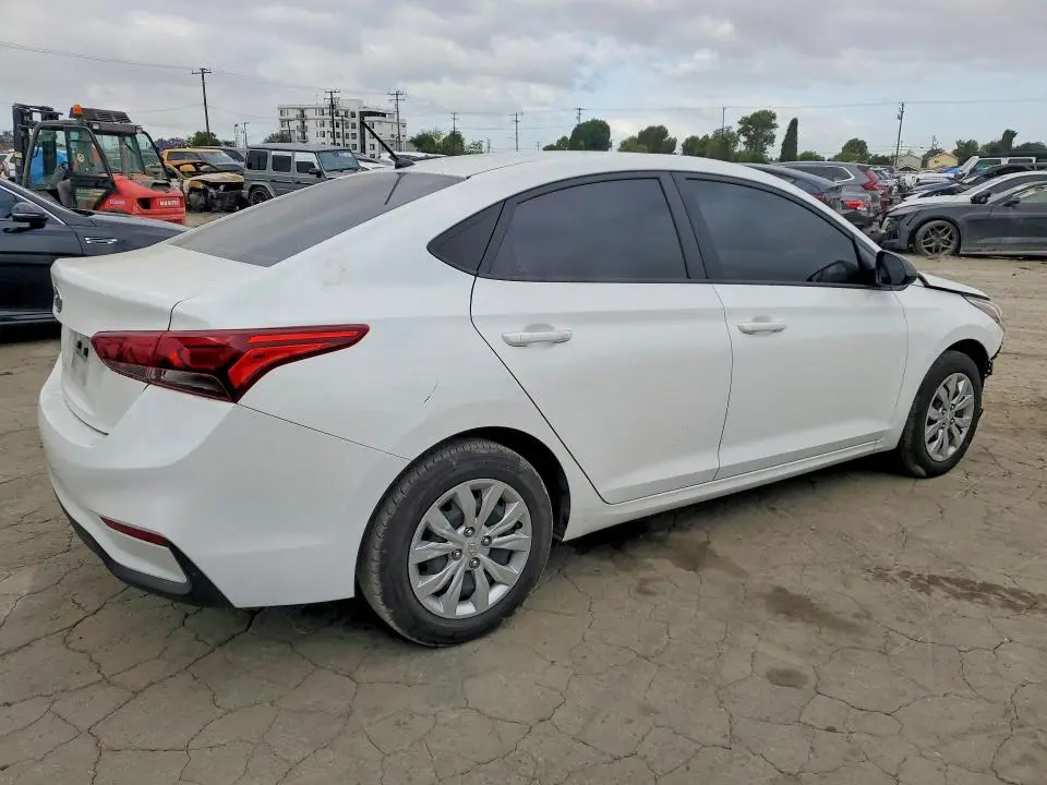 2021 HYUNDAI ACCENT SE  