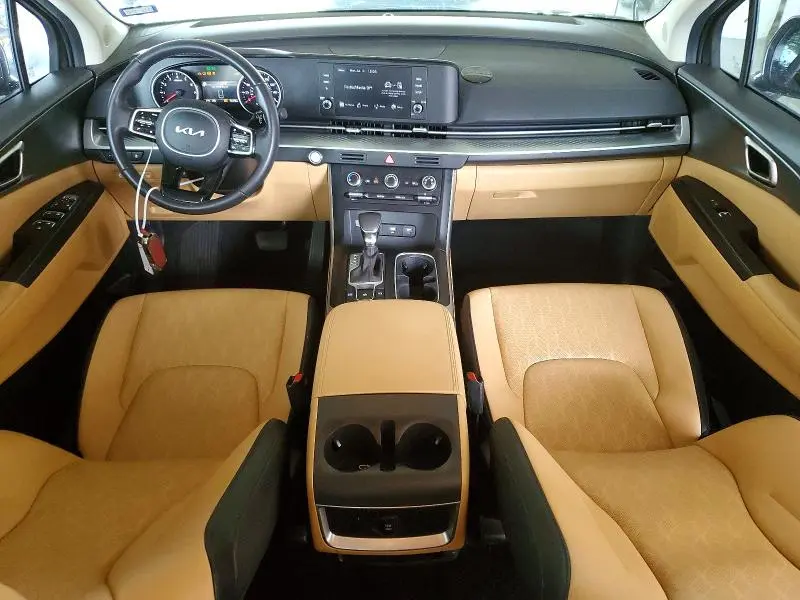 2024 KIA CARNIVAL LX  