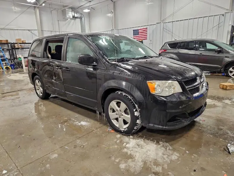 2013 DODGE GRAND CARAVAN SE  