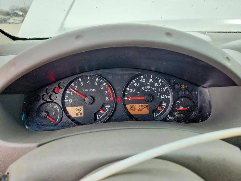 2015 NISSAN FRONTIER SV  