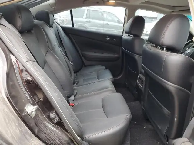 2011 NISSAN MAXIMA S  