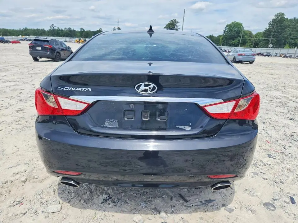 2011 HYUNDAI SONATA SE  