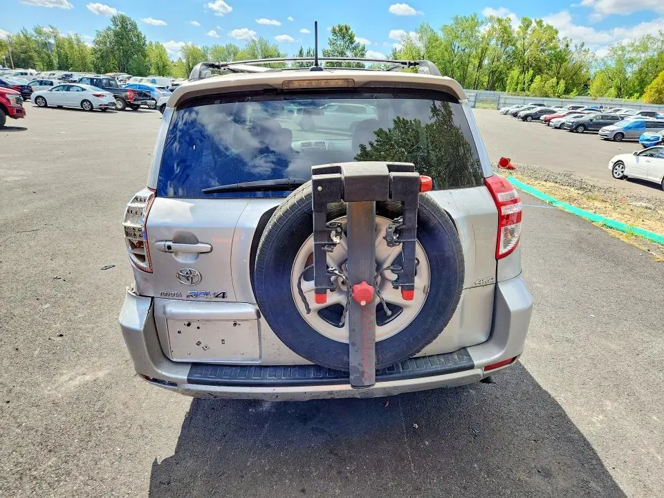 2010 TOYOTA RAV4 LIMITED  